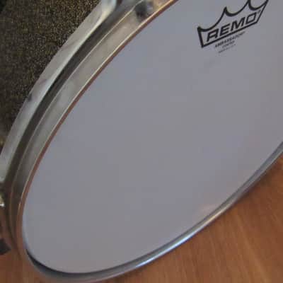 Mapex QR Series Five-Piece Full Drum Set in Black Sparkle Finish with Wooden Hoops & Rack Mounts image 7