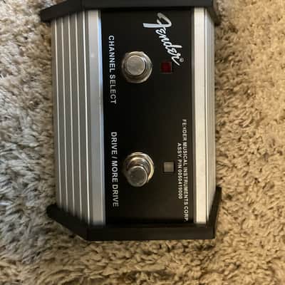Fender Hot Rod DeVille 212 3-Channel 60-Watt 2x12" Guitar Combo 1996 - 2001 - Black image 16