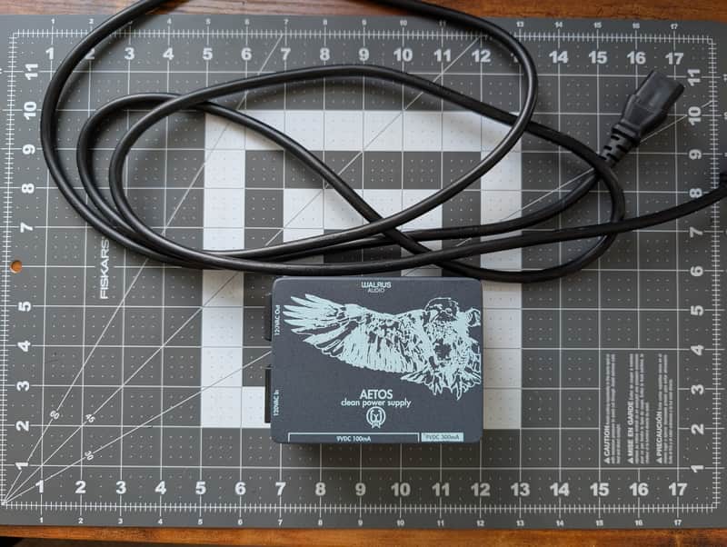 Walrus Audio Aetos 120V Clean Power Supply V1 2013 - 2016 - Cobalt / Blue Wing image 1