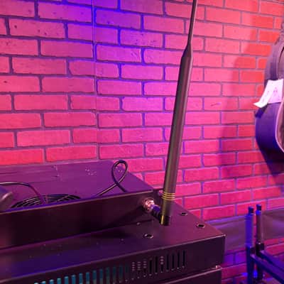 Shure ULXD4 Wireless microphone system G50 image 6