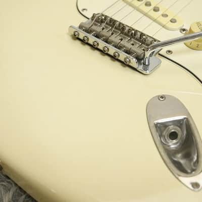1990’s Fender Japan FUJIGEN Made Stratocaster ST-40 Vintage White finish Made in Japan image 10
