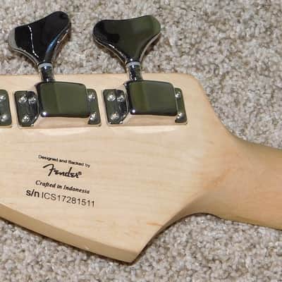 Fener Squier Affinity Bronco Bass Guitar Torino Red 2017 image 9