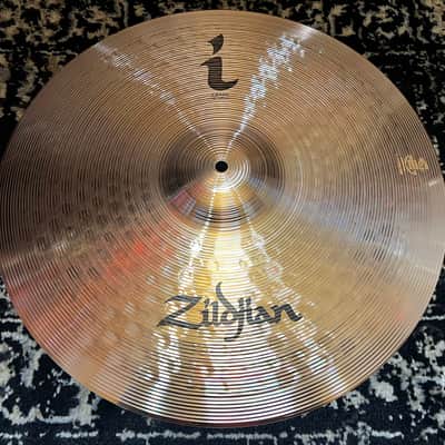 (MINT) Zildjian 19" I Family Crash Cymbal - Traditional image 1