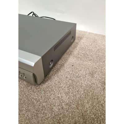 Hitachi DV-P305E - Media Player - Excellent w/ Original Box image 6