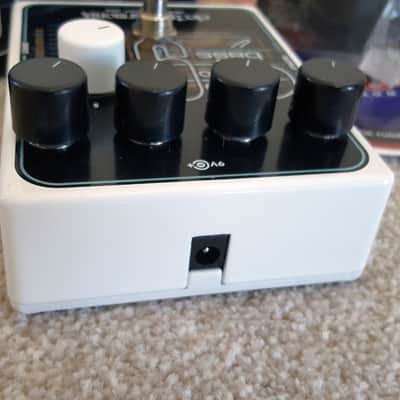 Electro-Harmonix EHX Bass9 Bass Machine MINT - Black image 10