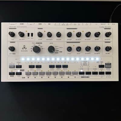 Abstrakt Instruments Avalon Synthesizer 2024 - White image 3
