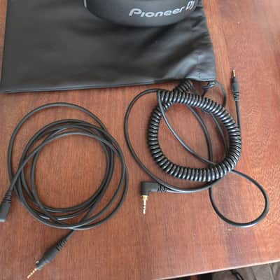 Pioneer HDJ-X7-K Professional DJ Headphones 2010s - Black image 3
