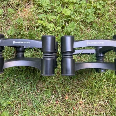 IsoAcoustics ISO-155 2013 image 1
