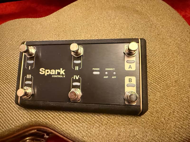 Positive Grid Spark Control X 6 Switch Wireless Footswitch for Spark Live Amp