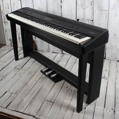 Roland FP-90X Digital Piano 88 Key Portable Digital Piano Black with Stand image 12