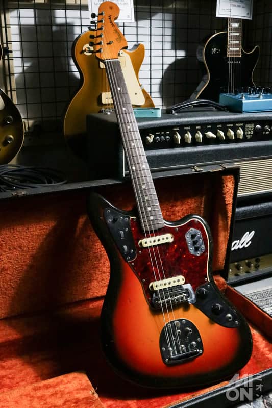 Fender Jaguar 1965 - Sunburst - Good