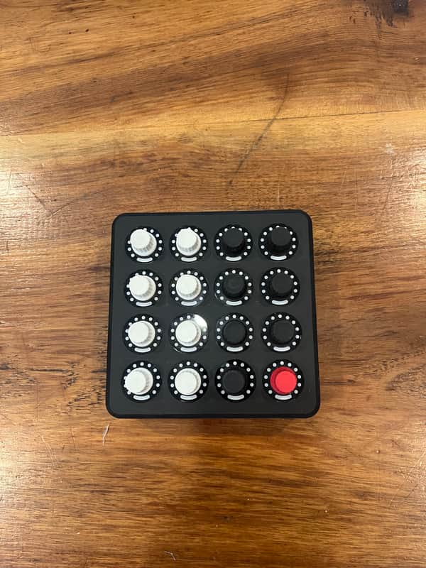 DJ Tech Tools Midi Fighter Twister 2010s - Black image 1