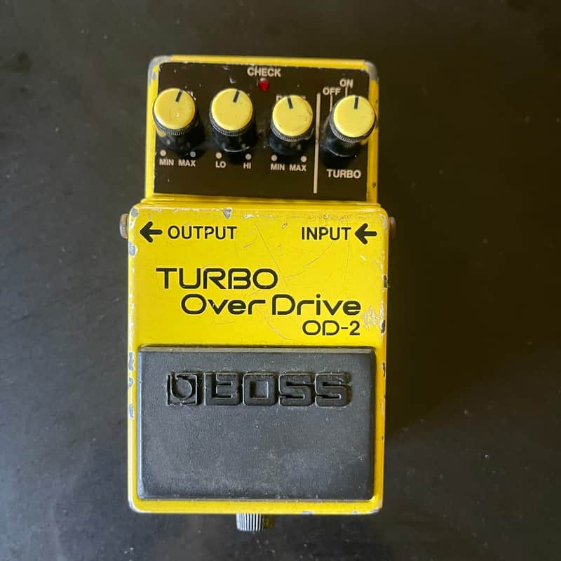 BOSS OD-2 Turbo OverDrive 箱・説明書・カタログ冊子付き BOSS OD-2 TURBO Over Drive MADE IN JAPAN 1986年製 デジマートにて