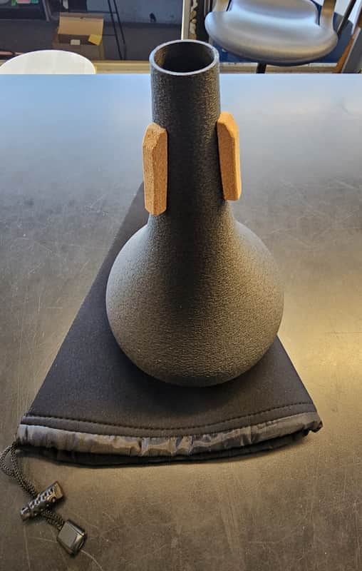 Mastiff Mutes Trombone Straight Mute 2026 - Black Plastic w/ Metal Bottom image 1