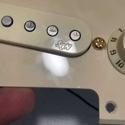 2004 USA Fender American 50th Anniversary Deluxe Stratocaster Cream S1 Switch Loaded Pickguard SC1 Pickups 11 Screw 1 Ply image 8
