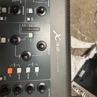 Behringer X32 digital mixer image 10