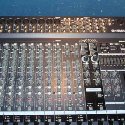 Yamaha EMX 5000-12 Channel Powered Mixer imagen 2