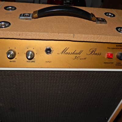 Marshall Bass 30 Combo Celestion Greenback '75 Fawn Tolex image 2