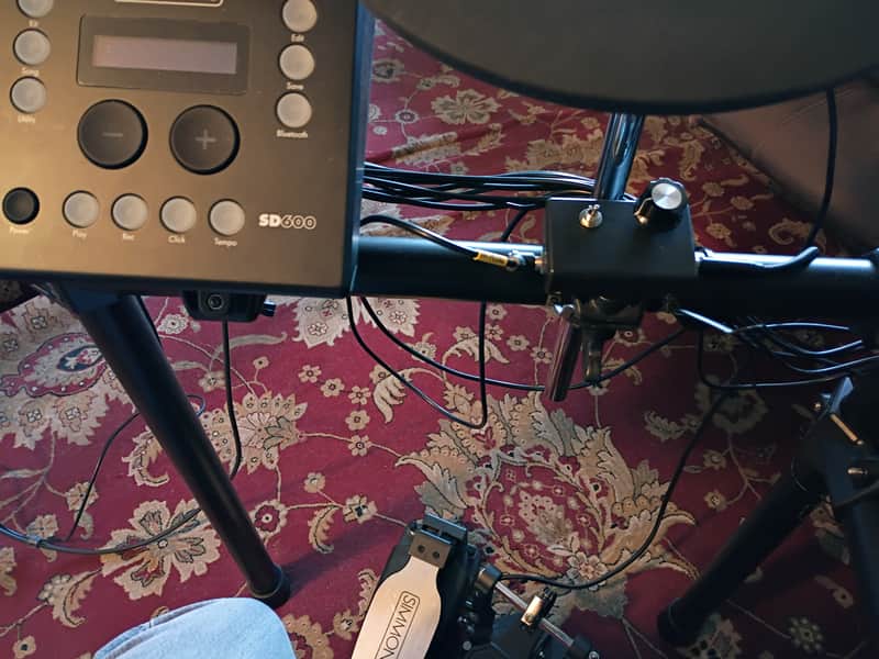 Electronic drums hi hat drop clutch and top cymbal adjuster. image 1