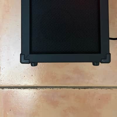 Gearlux GA10 10-Watt Electric Guitar Amplifier - Black image 3