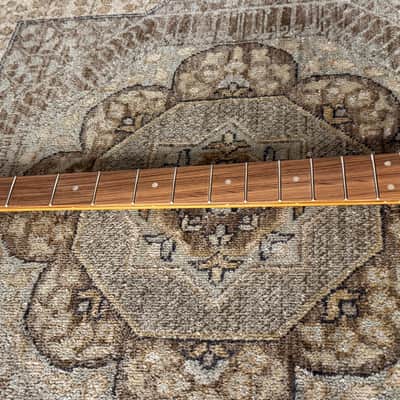 Fender Precision to Jazz Bass Conversion Neck, 20 Med Jumbo Frets, 12" Radius image 7