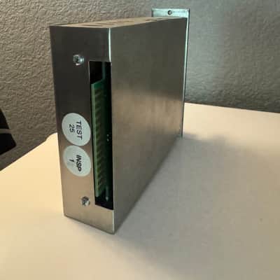 API 527 500 Series Compressor / Limiter Module 2010 - 2021 - Black image 2