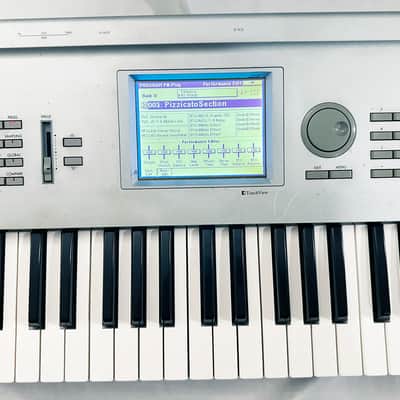 KORG Triton Classic 61 Synthesizer Workstation Made in JAPAN. Good Condition. Works Great !... image 16