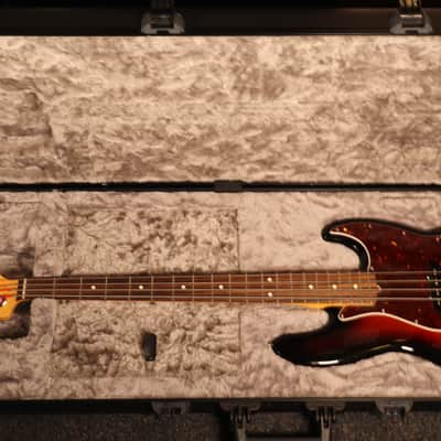 Fender American Professional II Jazz Bass Sunburst Rosewood Fretboard with deluxe hardshell case + COA 2025 image 2