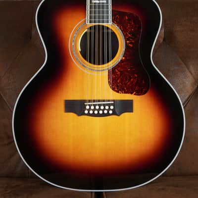 Guild F-512E image 2