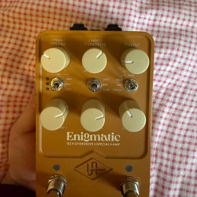 Universal Audio Enigmatic '82 Overdrive Special Amp 2024 - Present - Gold image 3