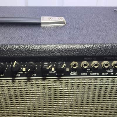 Fender Ultimate Chorus DSP 2-Channel 2 x 65-Watt 2x12" Stereo Solid State Guitar Combo with Onboard Effects 1995 - 2000 - Black - USA image 3
