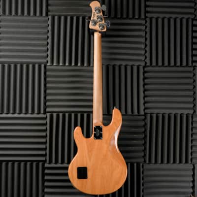 Ernie Ball Music Man StingRay 4 H with Maple Fretboard 2011 - Natural image 8