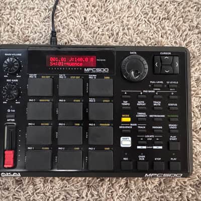 Akai MPC500 Music Production Center 2006 - 2013 - Black