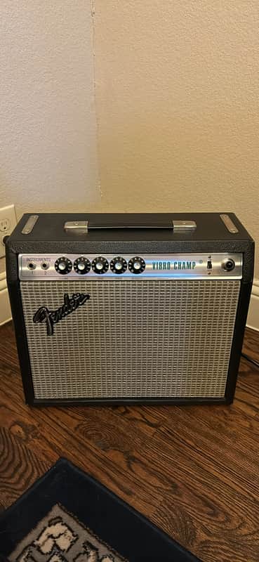 1976 Fender Vibro Champ 6-Watt 8" Guitar Combo Amp Silverface image 1