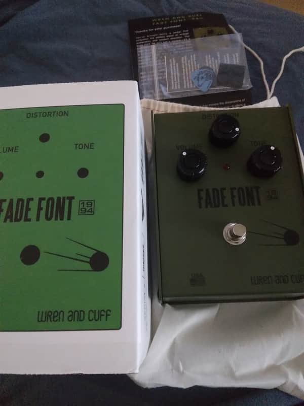 Wren and Cuff Fade Font '94