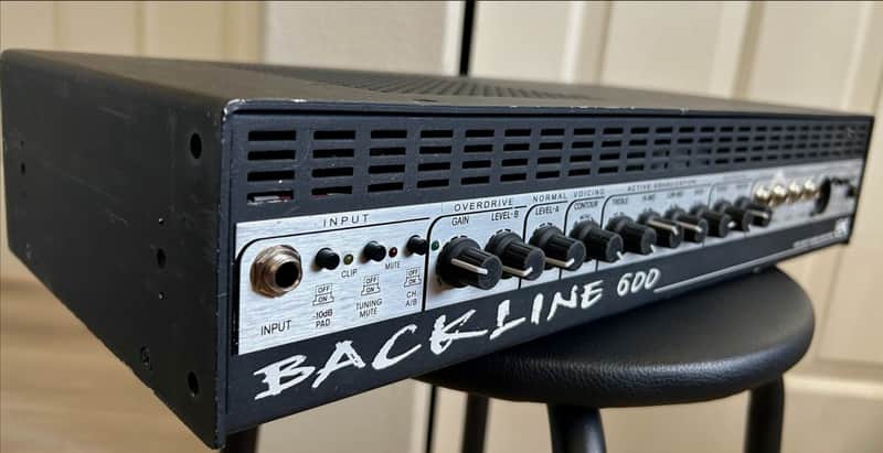 Gallien-Krueger Backline 600 2-Channel 300-Watt Bass Amp Head