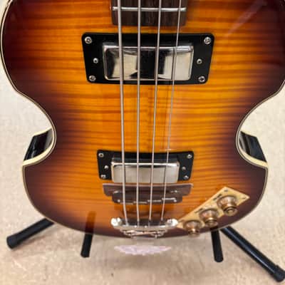 Epiphone Viola Bass 2011 - Flamed Maple image 15