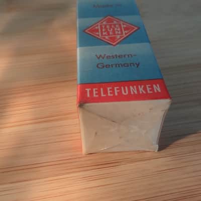 NOS NIB TELEFUNKEN ecc88 6dj8 e88cc SEALED !!! image 12