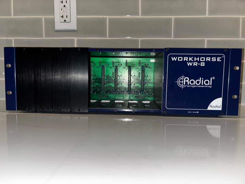 Radial WR-8 Workhorse 8-slot 500 Series Chassis image 1