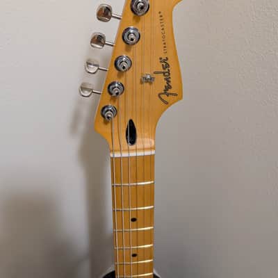Fender Player II Stratocaster 2024 - Present - Black with White Pickguard image 6