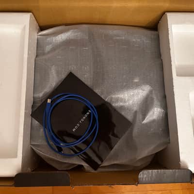 Denon Prime 4 Standalone DJ System - Excellent Condition image 2