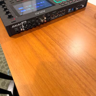 Akai MPC Live II Standalone Sampler / Sequencer 2020 - Present - Black image 4