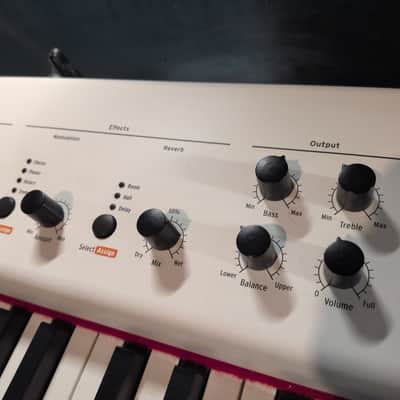 Studiologic Numa Stage - 88-Key Graded Weighted Hammer-Action Digital Piano with Synth Models - White image 4