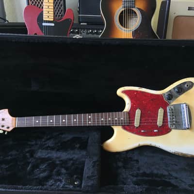 Fender Mustang Guitar with Rosewood Fretboard 1966 Olympic White image 3