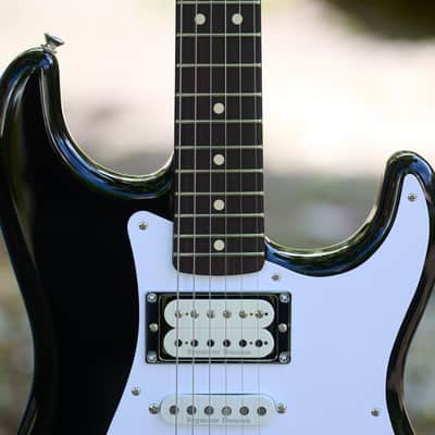 Fender Limited Edition 50th Anniversary Dave Murray Stratocaster - Black image 5
