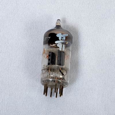 Vintage Motorola 12AT7 / ECC81 Preamp Tube – Mullard Made – Great Britain – Tests Strong image 3