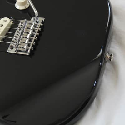 2006 Fender Stratocaster No Pickguard FSR Limited Edition 60th Diamond Anniversary Guitar - Black image 4