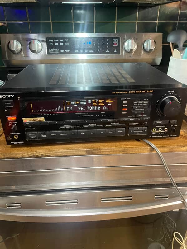 Sony STR-D2070 image 1