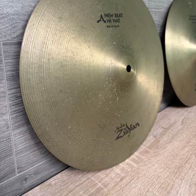 Zildjian Avedis Zildjian New Beat Hi-hats - 14 inches Cymbal Pair #3186 image 2