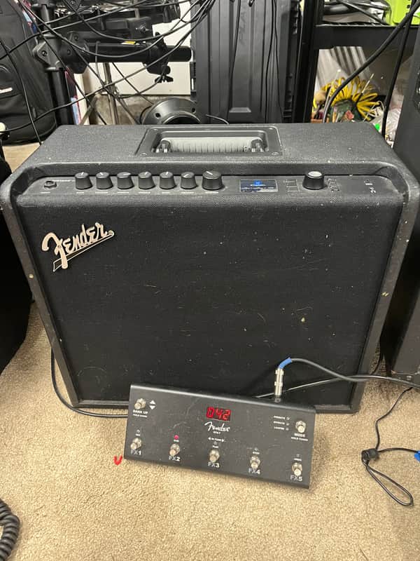 Fender Mustang GT 100 100-Watt 1x12" Modeling Guitar Combo 2017 - 2018 - Black image 1